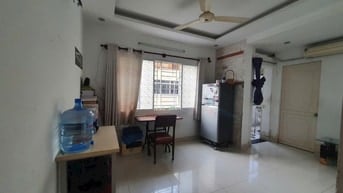 Chung cư Trương Định,P6, Q3 căn 2p ngủ, ban công, máy lạnh chỉ 9,5tr/t