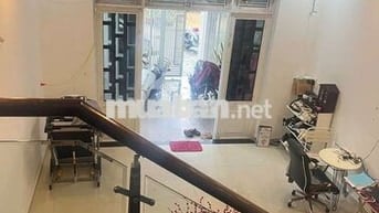 Nhà mặt tiền 2 tầng 164m², 3 phòng ngủ đường Phù Đổng, Hòa Xuân