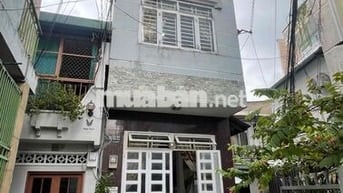 Cho Thuê Nhà Nguyên Căn 3 Tầng Gần Q1 Đường XVNT Giá 12tr