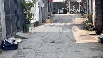 BÁN NHÀ 3TẦNG HẺM 61TRẦN XUÂN SOẠN,KHU CAO RÁO ,SÁT Q4,DT:30M2 CHỈ 2TỶ