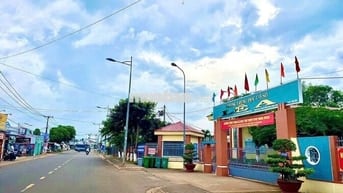 Sát tuyến đường 770b betong lớn ra QL1a chỉ vài trăm m