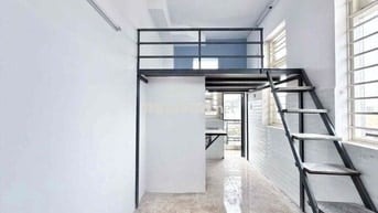 PHÒNG MỚI XÂY GIÁ RẺ - BANCON CỬA SỔ TRỜI - SÁT BÊN HUIT