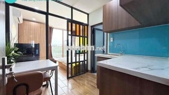 Cho Thuê Căn Hộ 1 Phòng Ngủ Ban Công Ngay Vòng Xoay Phù Đổng Quận 1