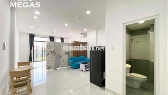 CHO THUÊ CĂN STUDIO 40M2 TÁCH BẾP BAN CÔNG NGAY CẦU KIỆU PHÚ NHUẬN