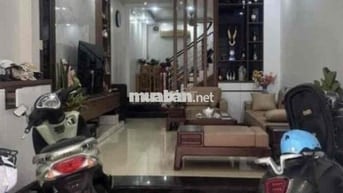 Nhà 3,5 tầng nở hậu 40m2 Dư Hàng, Lê Chân giá 3,67 tỷ đồng