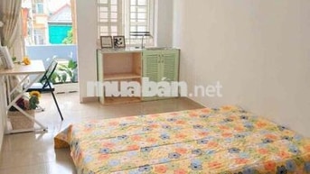 Phòng Studio Ban công, Máy giặt riêng, gần ngã 4 Phú Nhuận