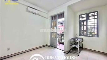 STUDIO BAN CÔNG RIÊNG THOÁNG SẴN MẤY LẠNH NGAY LŨY BÁN BÍCH