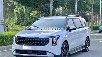 Kia Carnival 2024 Mẫu Mới Signature  - 8000 km