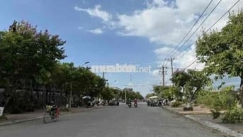 NỀN ĐẸP MẶT TIỀN NGUYỄN VĂN CUNG PHƯỜNG TÂN NGÃI