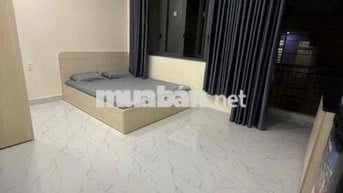 CHO THUÊ PHÒNG FULL NỘI THẤT BAN CÔNG TRUNG TÂM NHÀ BÈ