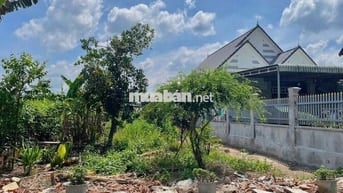 Kẹt tiền bán đất Ngộp ở Phước Thành-TPHCM, DT 550m2 thổ cư, Gần Chợ