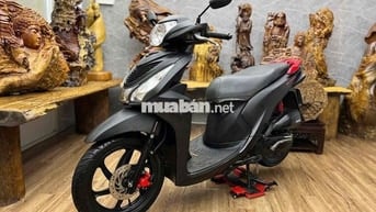 👉Vision 2016 biển SG dàn áo đẹp, máy móc êm ái