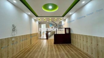 Cho thuê nhà 2 tầng mt lê ấm hòa xuân,cẩm lệ