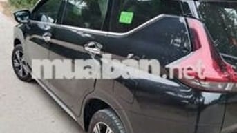 Mitsubishi Xpander 7 chỗ số tự động màu đen