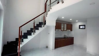 Tầm 4 Tỷ, Hiếm Có Căm Nào Ngay Trung Tâm Quận 2- Mới Đẹp-Sổ Riêng