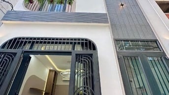 BÁN EM NHÀ NHỎ XINH PHÚ NHUẬN 