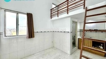 Cho thuê phòng trọ có thang máy kệ bếp máy lạnh ngay cầu chữ Y