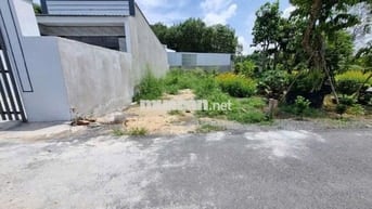 Hàng ngộp bán gấp lô đất giá rẻ 550tr Nguyễn Thị Rành - Cù Chi , SHR