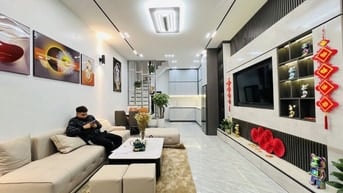 Siêu Hiếm! Bán nhà Tô Vĩnh Diện, Ô tô, 20m ra Phố, 48m2, MT 4,4m, 16 T