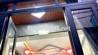 Chị em gởi cần bán gấp Nhà đẹp ở Tân Hoà Đông ở hoặc cho thuê đều đc ạ