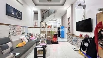 BÁN NHÀ 3 TẦNG – HẺM XE HƠI THÔNG– ĐƯỜNG ĐÔNG BẮC GẦN CVPM QUANG TRUNG