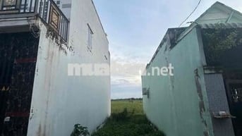 Đất 4x25 100m2 đã lên full thổ cư giá 237Tr xã Mỹ Hạnh giáp Hóc Môn