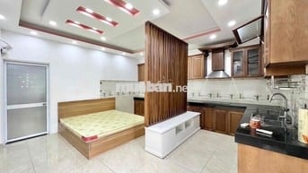 STUDIO RỘNG RÃI TÁCH BẾP BANCOL THOẢI MÁI THUẬN TIỆN QUA Q8,Q7,Q5,Q4