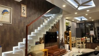 Bán nhà Phú Mỹ khu Công Ích Q4 