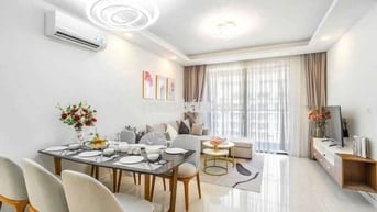 Căn hộ Nguyên Hồng 2PN full nội thất, căn góc view LandMark sổ có sẵn