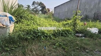 Chính chủ bán lô đất 110m2, đường Đoàn Nguyễn Tuấn, BC, đã có sổ