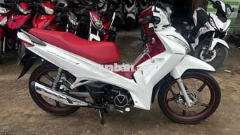 Honda Wave i 125 thái 2019 trắng đỏ ( hỗ trợ góp )