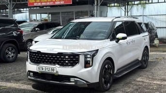 Kia Carnival 2024 2.2D Premium 8 chỗ - 72000 km