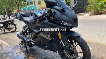 Kẹt tiền bán xe R15V3