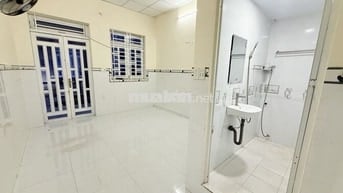 NHÀ LÊ VĂN CHÍ —HOÀNG DIỆU 2 — LINH TRUNG THỦ ĐỨC