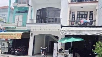 CHO THUÊ NHÀ MẶT TIỀN ĐƯỜNG NGUYỄN HỒNG ĐÀO, DT 4X18 TRỆT LẦU