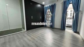 Mặt tiền hẻm thông 2 phút đi quận 1