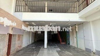 Tâm điểm chú ý - MT Lê Văn Sỹ vỉa hè cực dài có 1-0-2 tại tuyến đường!