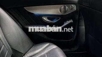 Mercedes-Benz C300 AMG 2017 màu đen