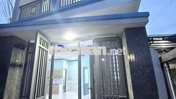 BÁN NHÀ 1 TRỆT 1 LẦU GẦN CHỢ TÂN VẠN