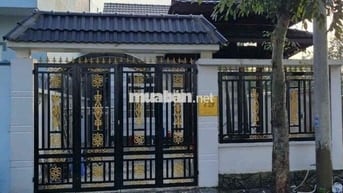 Nhà Hoà Phú , gần Đại Học Quốc Tế Miền Đông 6,7x30 tc 100%. 3pn