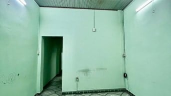 Bán nhà đường 379 gần Lê Văn Việt hẻm ô tô tải 56m2 2PN 1WC giá 4,5 tỷ