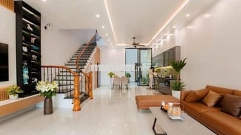 Bán Nhà Mặt Tiền Lạc Long Quân, Tân Bình - CÓ THANG MÁY – 6 TẦNG