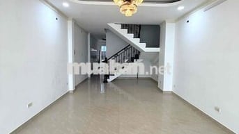 Cho Thuê Nhà Mat Tiên Kinh Doanh-Duong Cho Lon-Q6