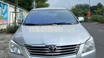 Toyota Innova 2013 2.0E Xe Zin Đẹp Số Sàn 8 Chỗ