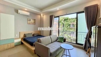 CH STUDIO BAN CÔNG NỘI THẤT XỊN SÒ NGAY TRỤC PHAN XÍCH LONG