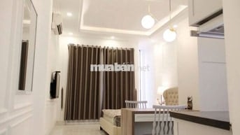 Phòng studio có ban công Q4 – 35m², giá 7.3tr, sẵn đầu tháng 11