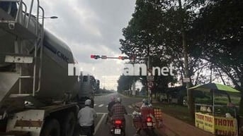 đất thổ cư sổ riêng cách quốc lộ tầm 2km đường thông dân cư hiện hữu