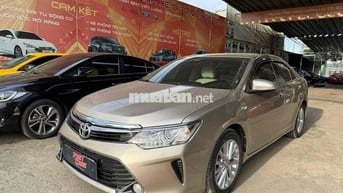 Toyota Camry 2016 2.0E trang bị sẵn nhiều đồ chơi