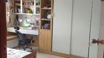 Chung cư Võ Thị Sáu, P.6, Quận 3: 75m2, 2p ngủ, ban công, 10tr/th