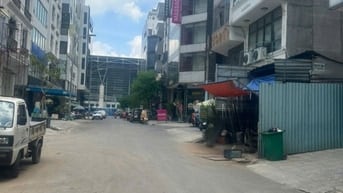 Cần bán gấp mặt tiền đường Lữ Gia, Quận 11